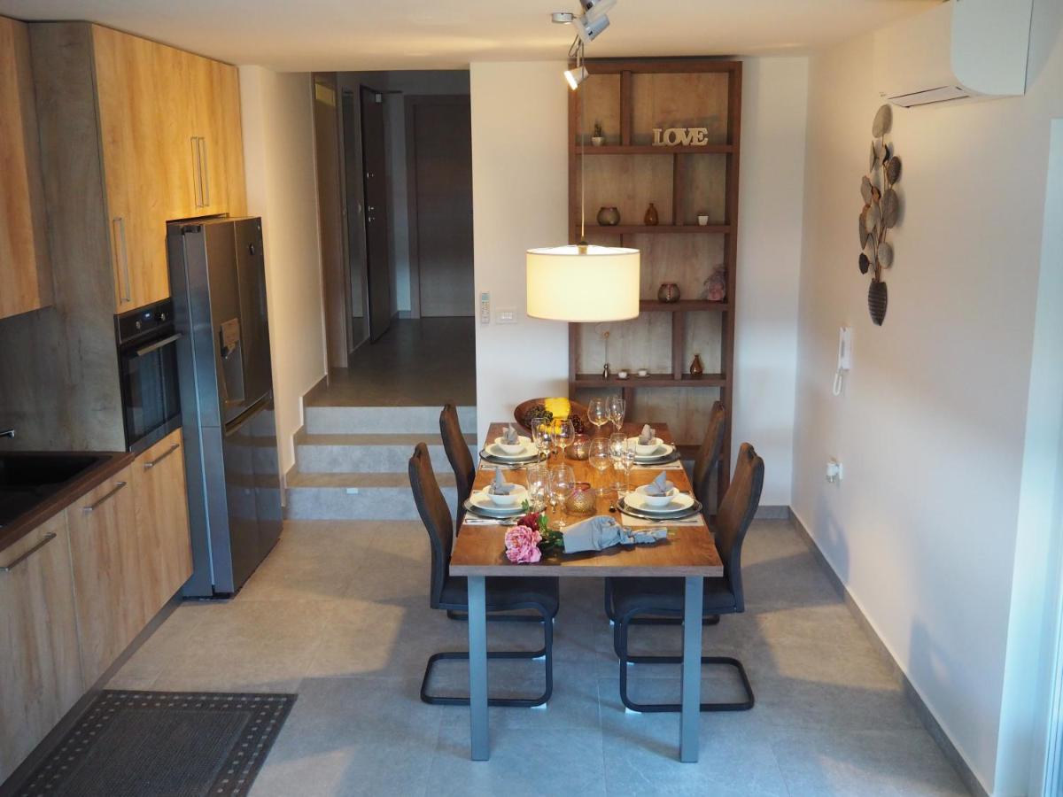 Apartment Rose Garden Sveti Filip i Jakov Zewnętrze zdjęcie